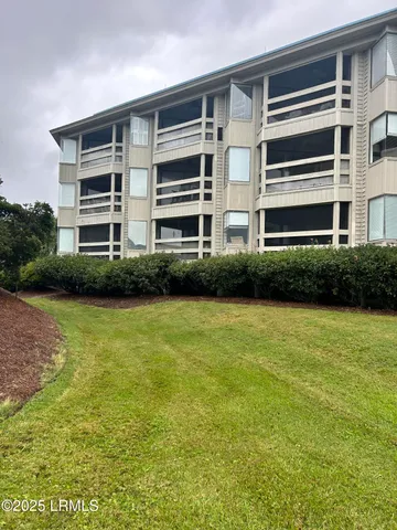$240,000 | 2 Harbor Drive North, Unit L111, Harbor Island, SC 29920