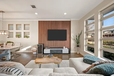 $614,900 | 8254 Laflin Lane, Dallas, TX 75231