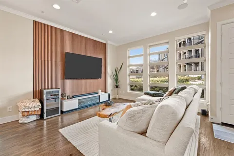 $614,900 | 8254 Laflin Lane, Dallas, TX 75231