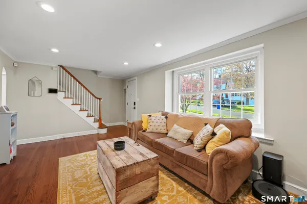 $369,000 | 51 Oakdale Street, Wethersfield, CT 06109