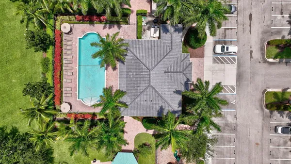 $319,000 | 2990 Southeast Lexington Lakes Drive, Stuart, FL 34994