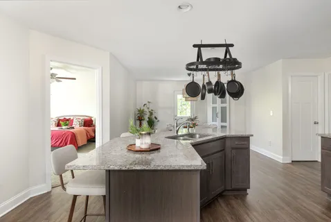 $369,900 | 1305 Park Mere Drive, Columbia, TN 38401