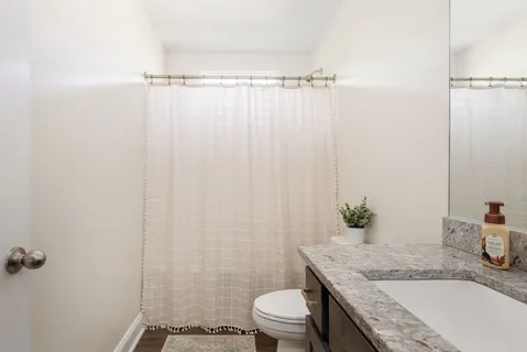 $369,900 | 1305 Park Mere Drive, Columbia, TN 38401