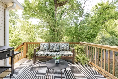 $369,900 | 1305 Park Mere Drive, Columbia, TN 38401