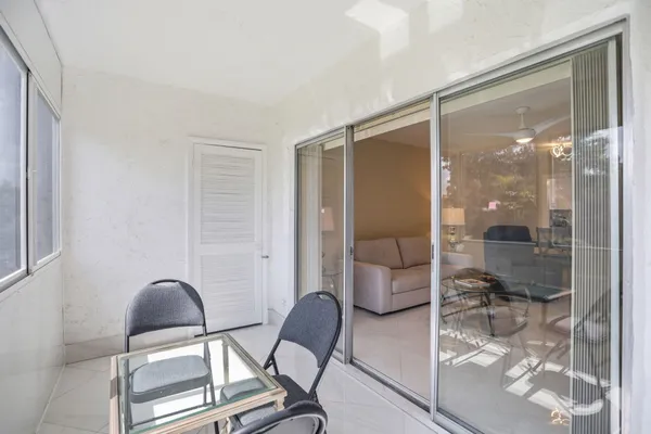 $97,000 | 721 Lori Drive, Unit 210, Palm Springs, FL 33461