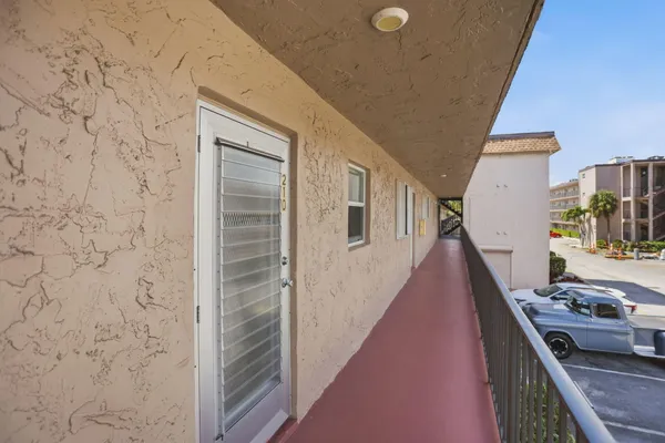 $97,000 | 721 Lori Drive, Unit 210, Palm Springs, FL 33461