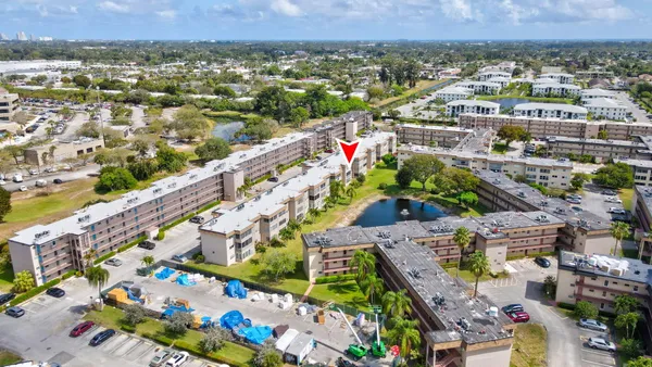 $97,000 | 721 Lori Drive, Unit 210, Palm Springs, FL 33461