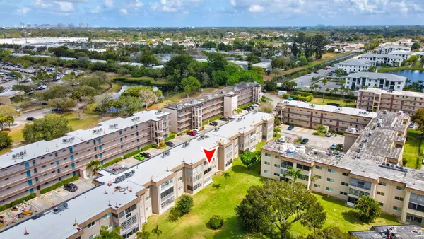 $97,000 | 721 Lori Drive, Unit 210, Palm Springs, FL 33461