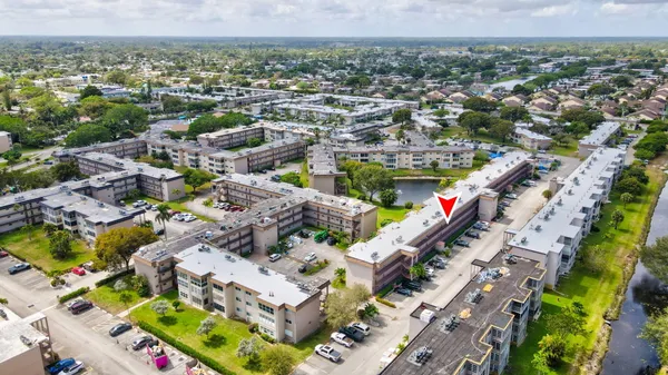 $97,000 | 721 Lori Drive, Unit 210, Palm Springs, FL 33461