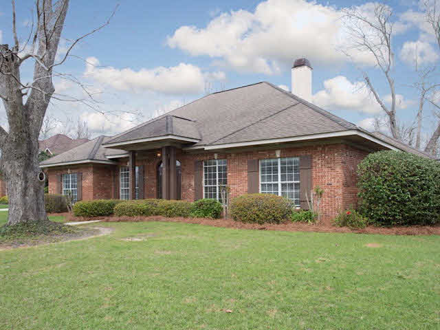 9030 Lake View Drive Fairhope, AL 36532 - Photo 3 of 37
