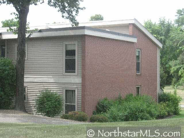 110252 Village Road, Unit 52 Chaska, MN 55318 - Photo 2 of 3 Gallery Image 2
