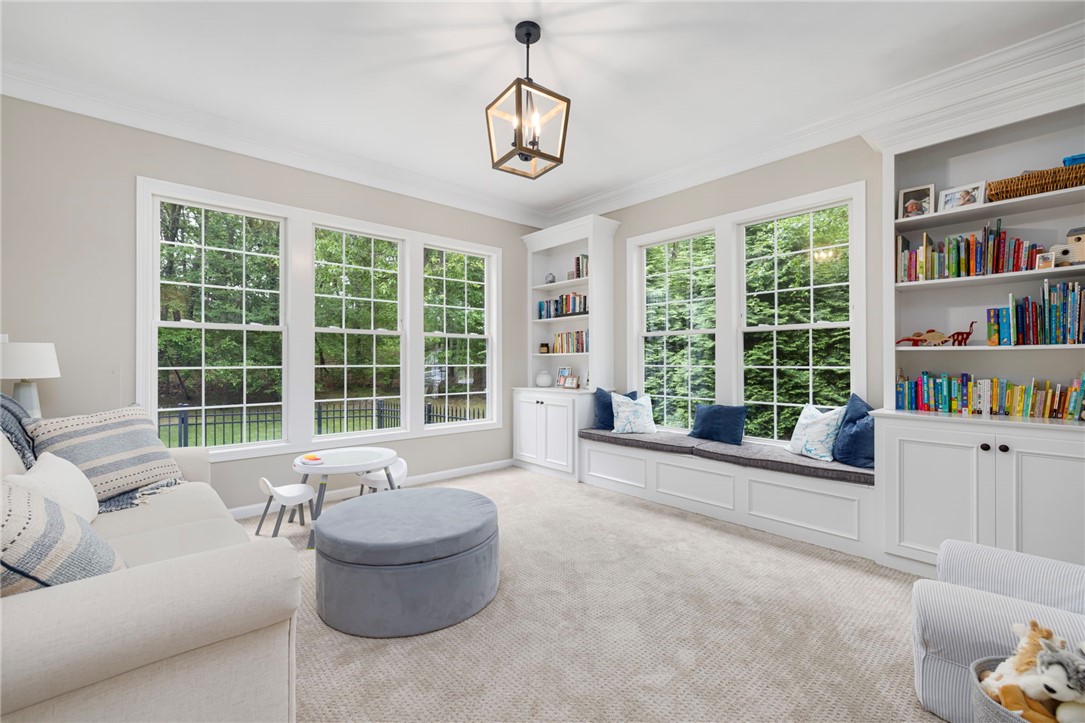 322 Sleepy Hollow Farm Road Warwick, RI 02886 - Photo 19 of 43 Gallery Image 19