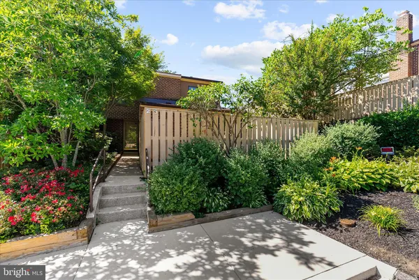 $375,000 | 25 Tanner Court, Unit H, Baltimore, MD 21208