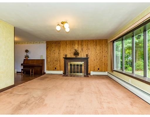 43 Donald Road Burlington, MA 01803 - Photo 12 of 34