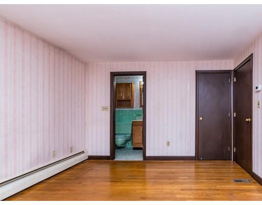 43 Donald Road Burlington, MA 01803 - Photo 19 of 34