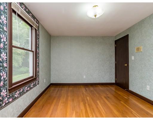 43 Donald Road Burlington, MA 01803 - Photo 25 of 34