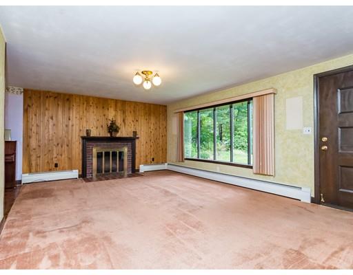 43 Donald Road Burlington, MA 01803 - Photo 9 of 34