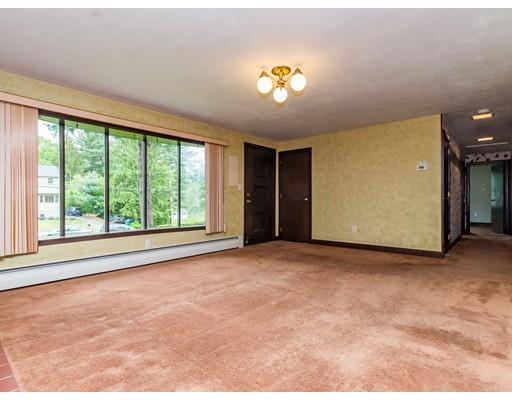 43 Donald Road Burlington, MA 01803 - Photo 10 of 34