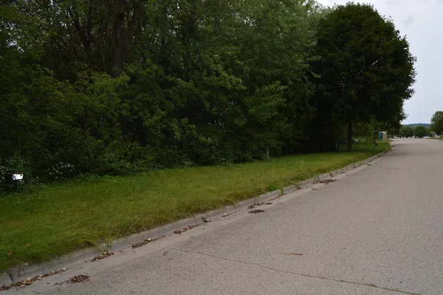 $35,900 | Lot 64 North Westmor Spring Green, Spring Green, WI 53588