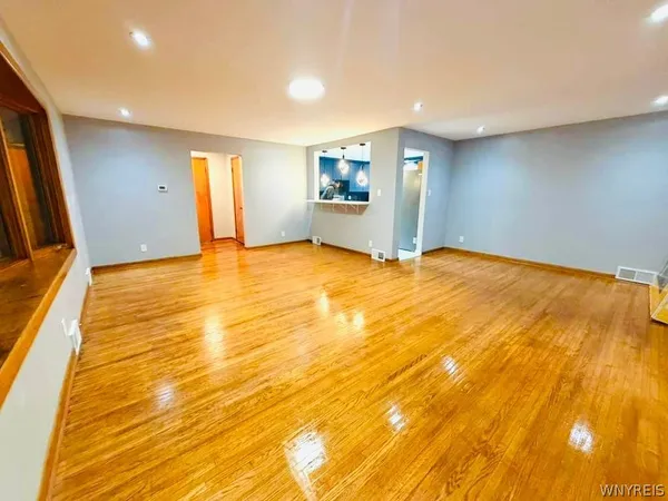 $2,750 | 2791 North Forest Road, Amherst, NY 14228