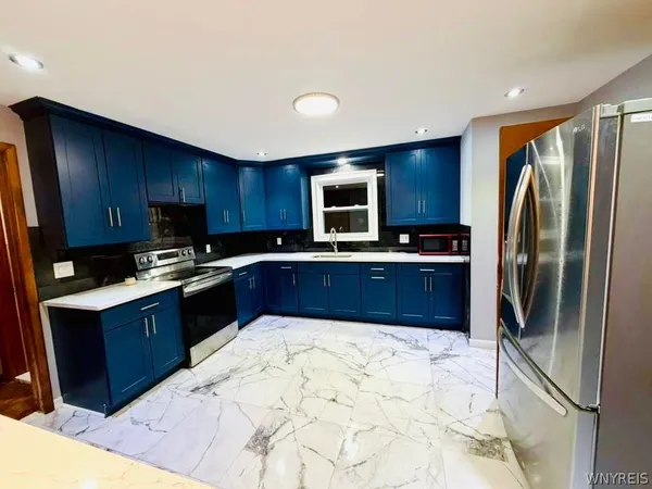 $2,750 | 2791 North Forest Road, Amherst, NY 14228