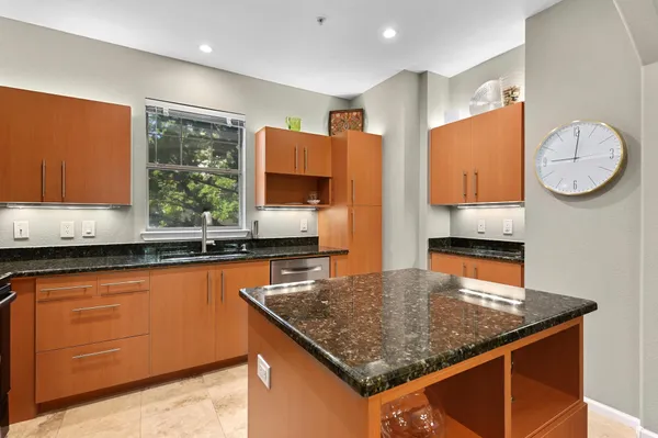 $329,000 | 11203 Ranch Road 2222, Unit 1104, Austin, TX 78732