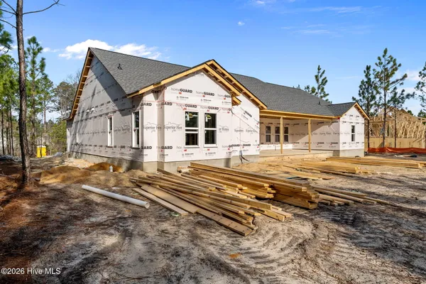 $542,500 | 2033 Pewter Lane, West End, NC 27376