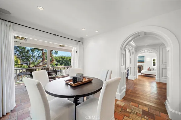 $30,000 | 464 Holly Street, Laguna Beach, CA 92651