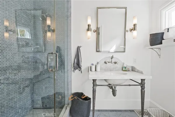 $30,000 | 464 Holly Street, Laguna Beach, CA 92651