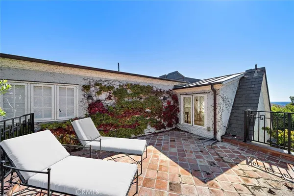 $30,000 | 464 Holly Street, Laguna Beach, CA 92651