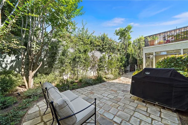 $30,000 | 464 Holly Street, Laguna Beach, CA 92651