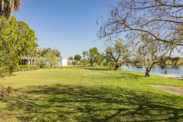 a view of an ocean view