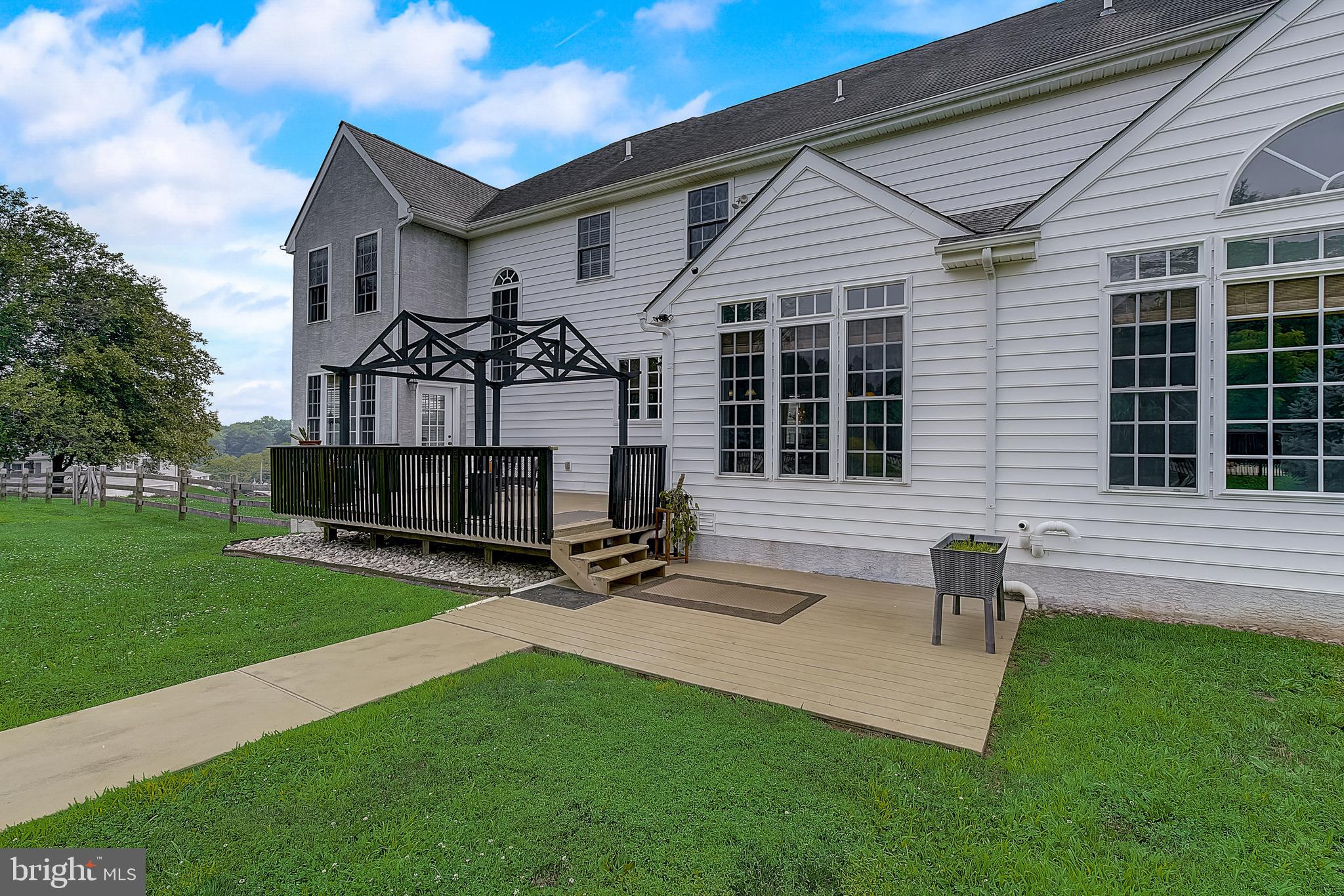 234 Jefferis Road Downingtown, PA 19335 - Photo 46 of 55 Back of house view