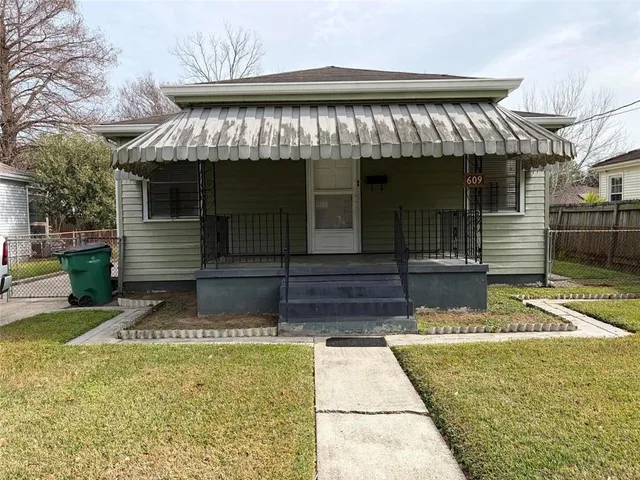 $225,000 | 609 Carol Drive, Jefferson, LA 70121