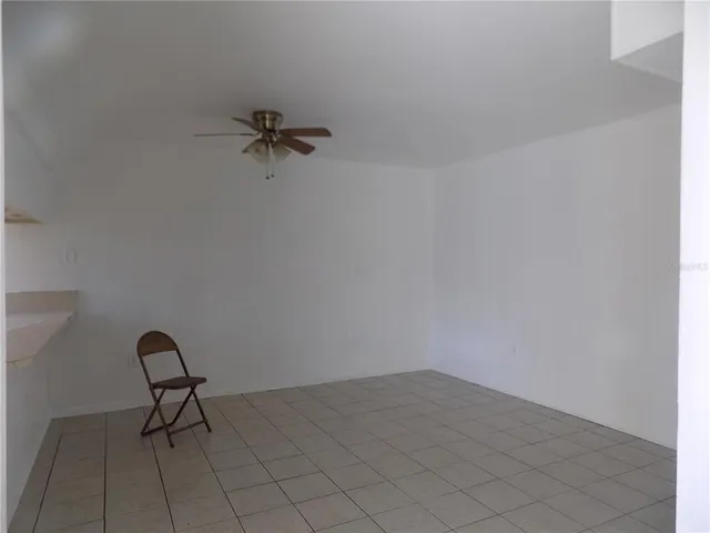 $72,900 | 2811 Southwest Archer Road, Unit X 201, Gainesville, FL 32608