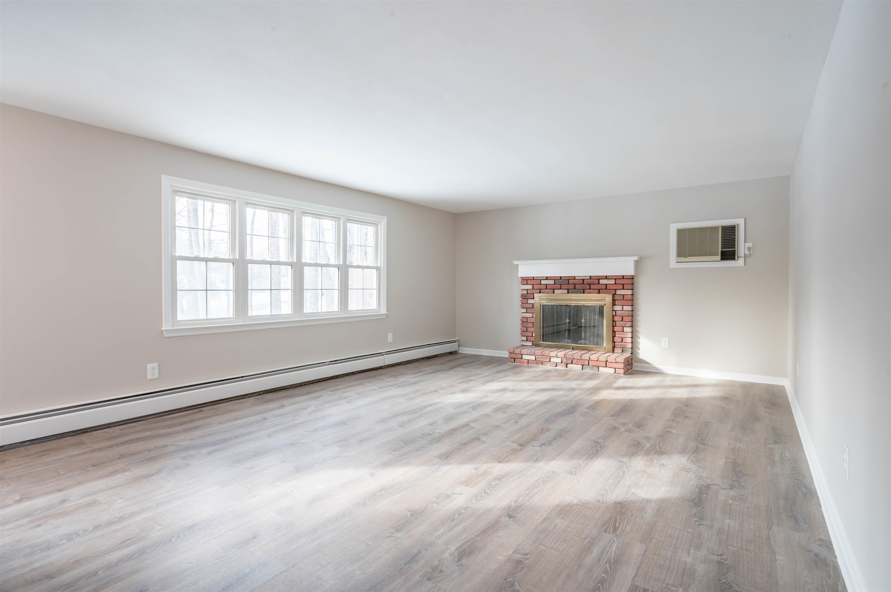 77 Walker Road Atkinson, NH 03811 - Photo 4 of 44