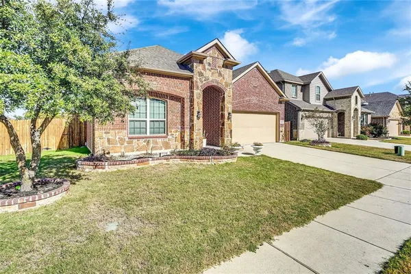 $2,800 | 11020 Aransas Pass Place, McKinney, TX 75071