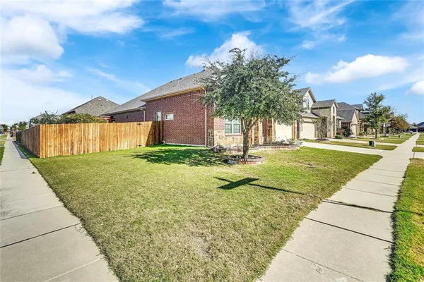 $2,800 | 11020 Aransas Pass Place, McKinney, TX 75071