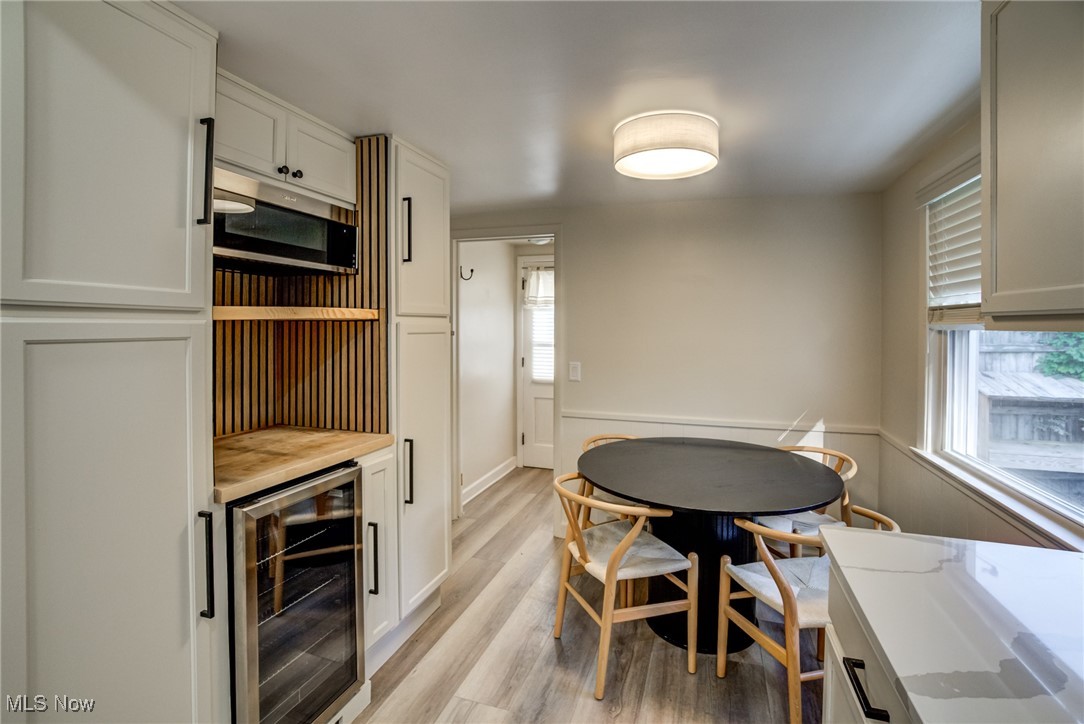4532 Mackall Road South Euclid, OH 44121 - Photo 7 of 35 Eat in Kitchen