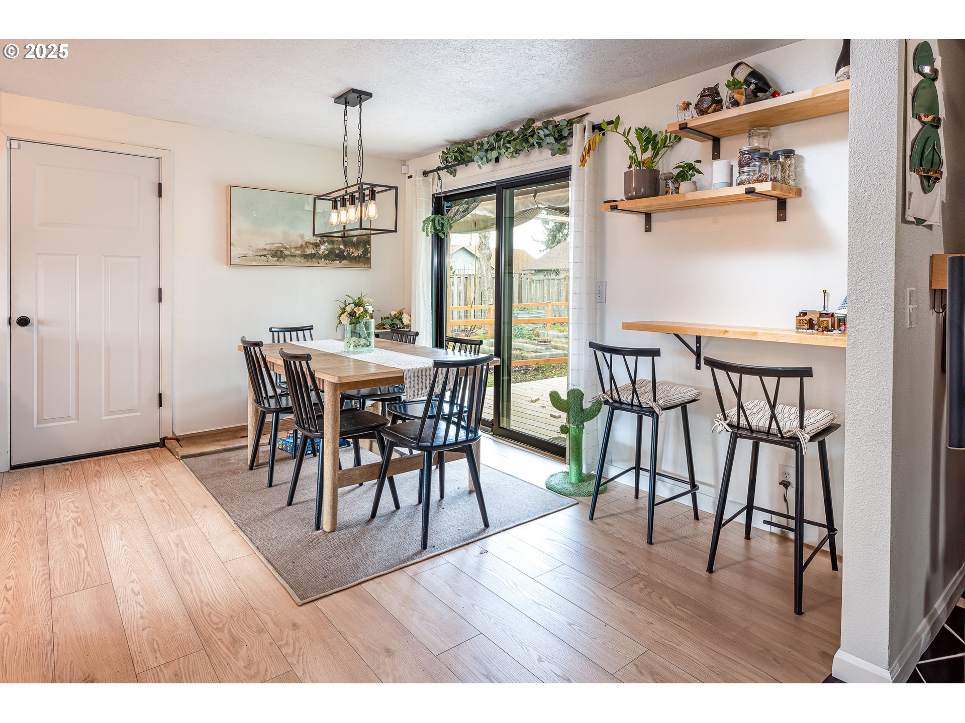 4667 Marshall Avenue Eugene, OR 97402 - Photo 11 of 33