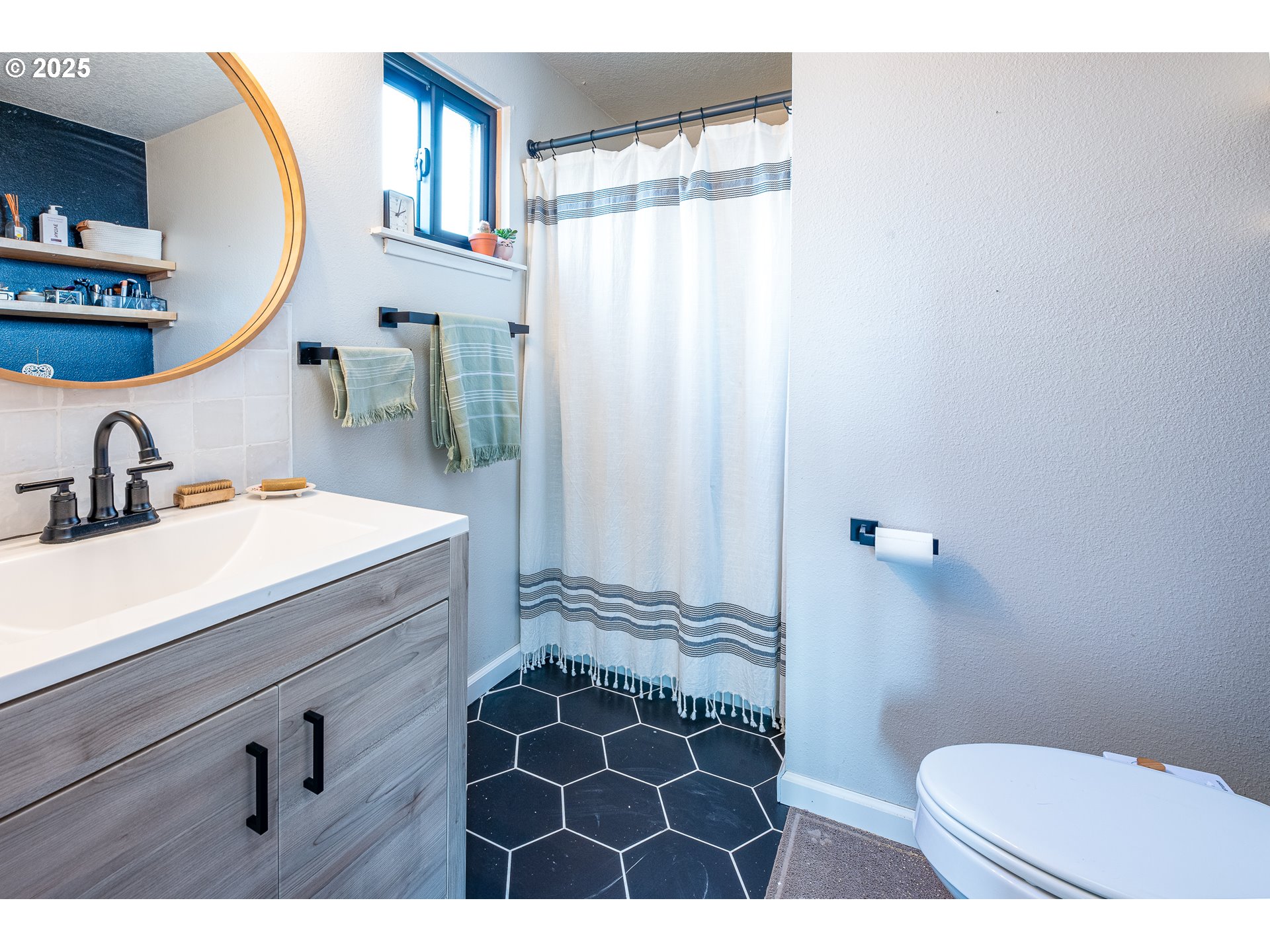 4667 Marshall Avenue Eugene, OR 97402 - Photo 25 of 33