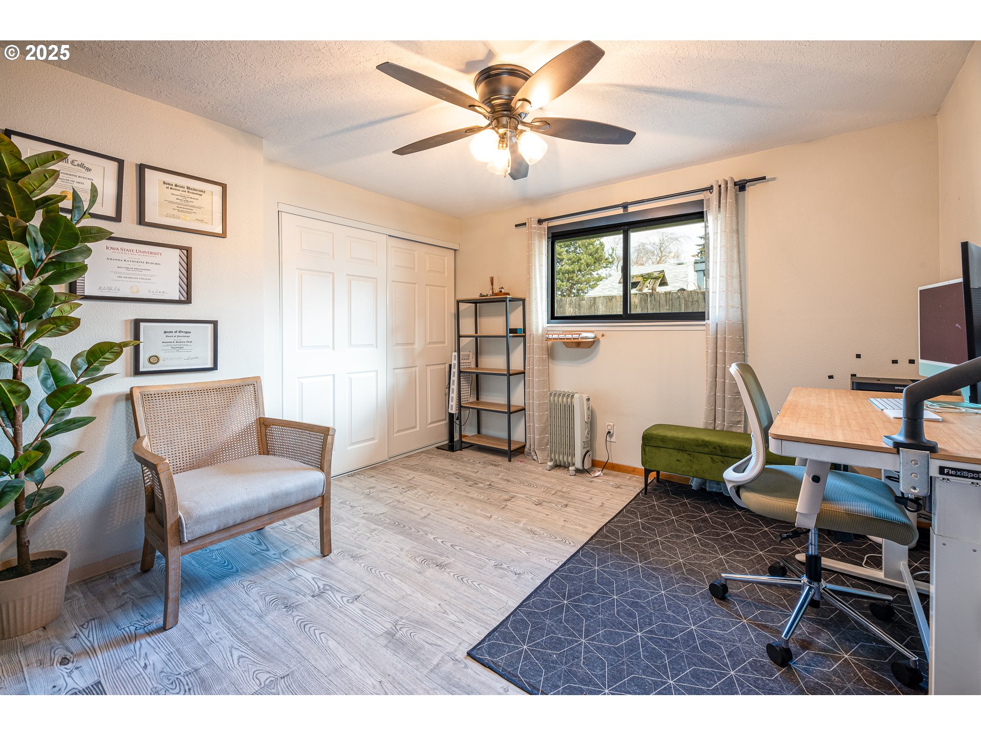 4667 Marshall Avenue Eugene, OR 97402 - Photo 27 of 33