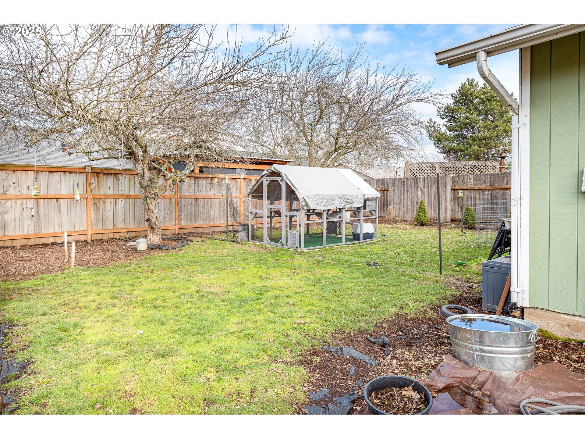 4667 Marshall Avenue Eugene, OR 97402 - Photo 31 of 33