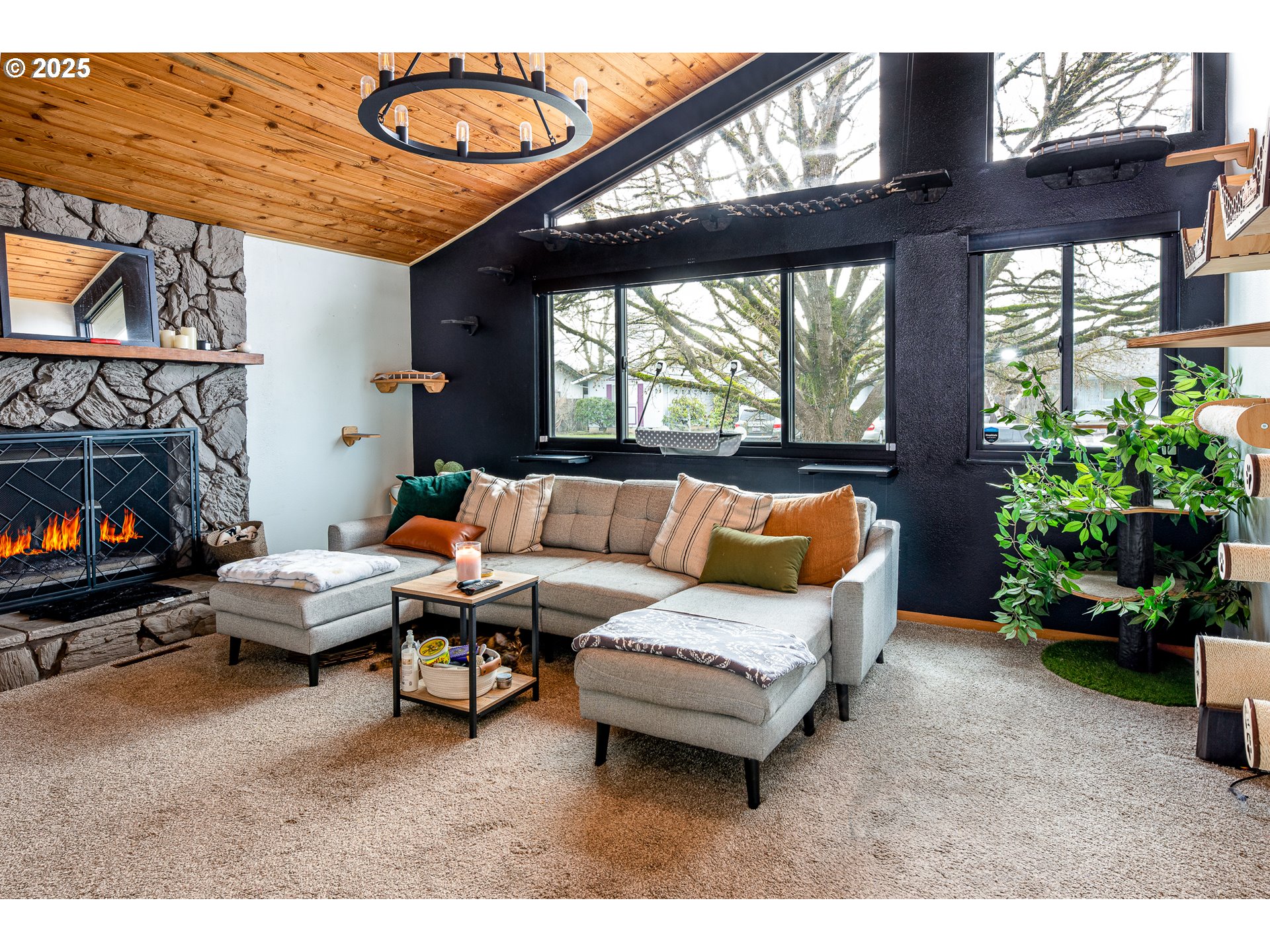 4667 Marshall Avenue Eugene, OR 97402 - Photo 7 of 33