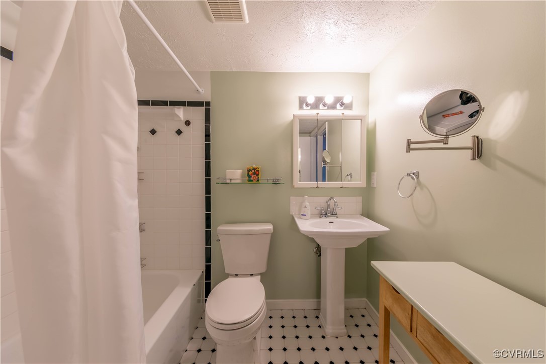1503 Largo Road, Unit 304 Henrico, VA 23238 - Photo 10 of 17 Gallery Image 10