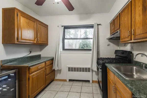 $358,888 | 74-81 220th Street, Unit 94B1 | Oakland Gardens