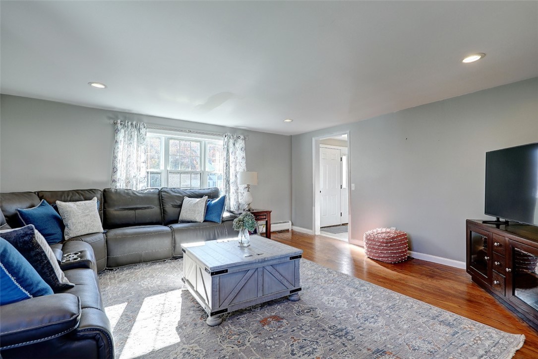 18 Lonesome Pine Road Cumberland, RI 02864 - Photo 12 of 47 Gallery Image 12