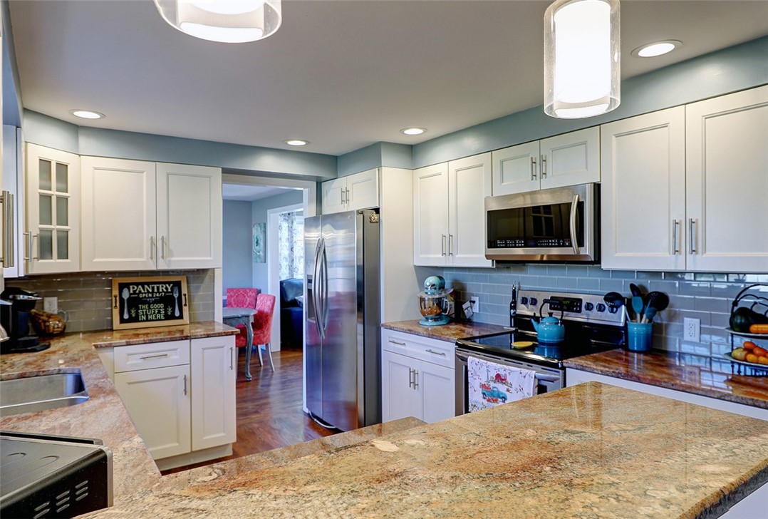 18 Lonesome Pine Road Cumberland, RI 02864 - Photo 21 of 47 Gallery Image 21