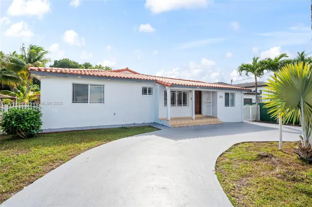 $1,150,000 | 6010 Southwest 19th Street, Miami, FL 33155