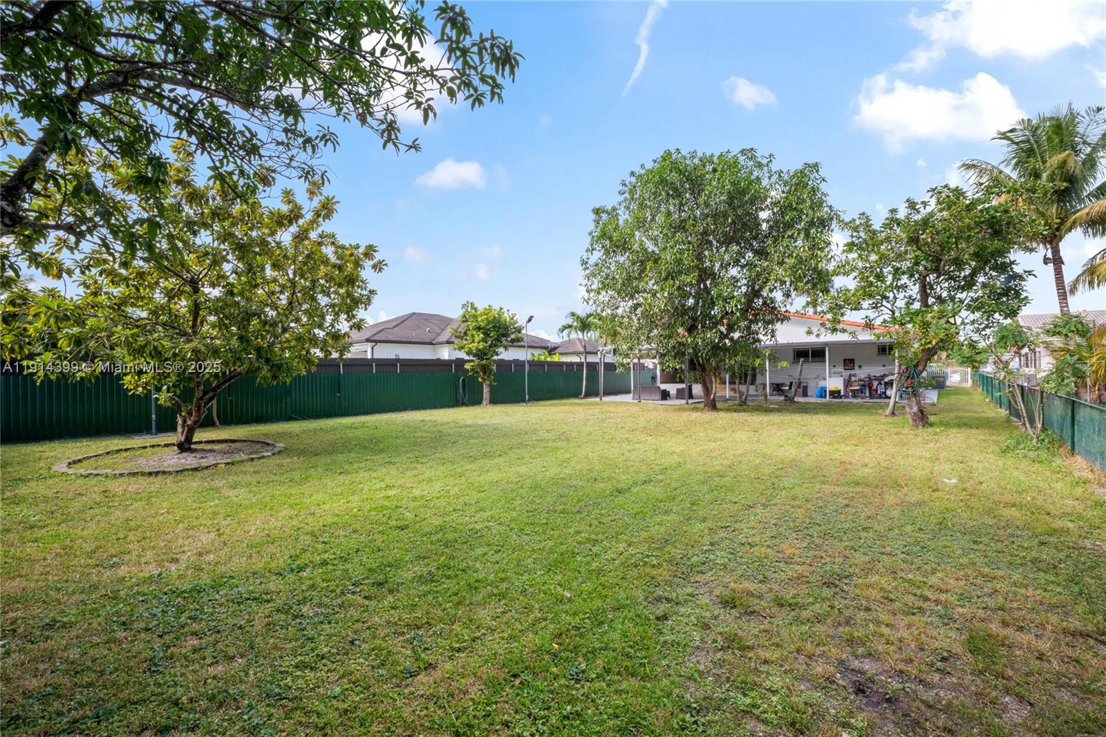 6010 Southwest 19th Street Miami, FL 33155 - Photo 40 of 46